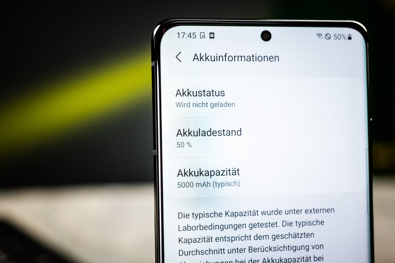 Das Galaxy S21 Ultra hat glücklicherweise nicht die Akku-Schwäche des Vorgänger geerbt