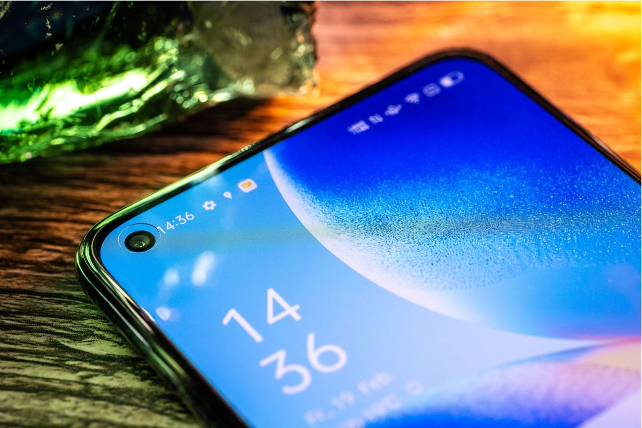 Oppo Find X3 Lite Selfie Kamera Oppo Find X3 Lite Selfie Kamera