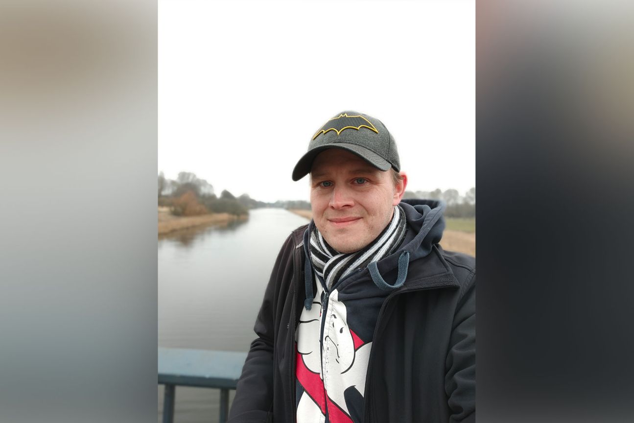 Oppo Find X3 Lite Selfie Oppo Find X3 Lite Selfie