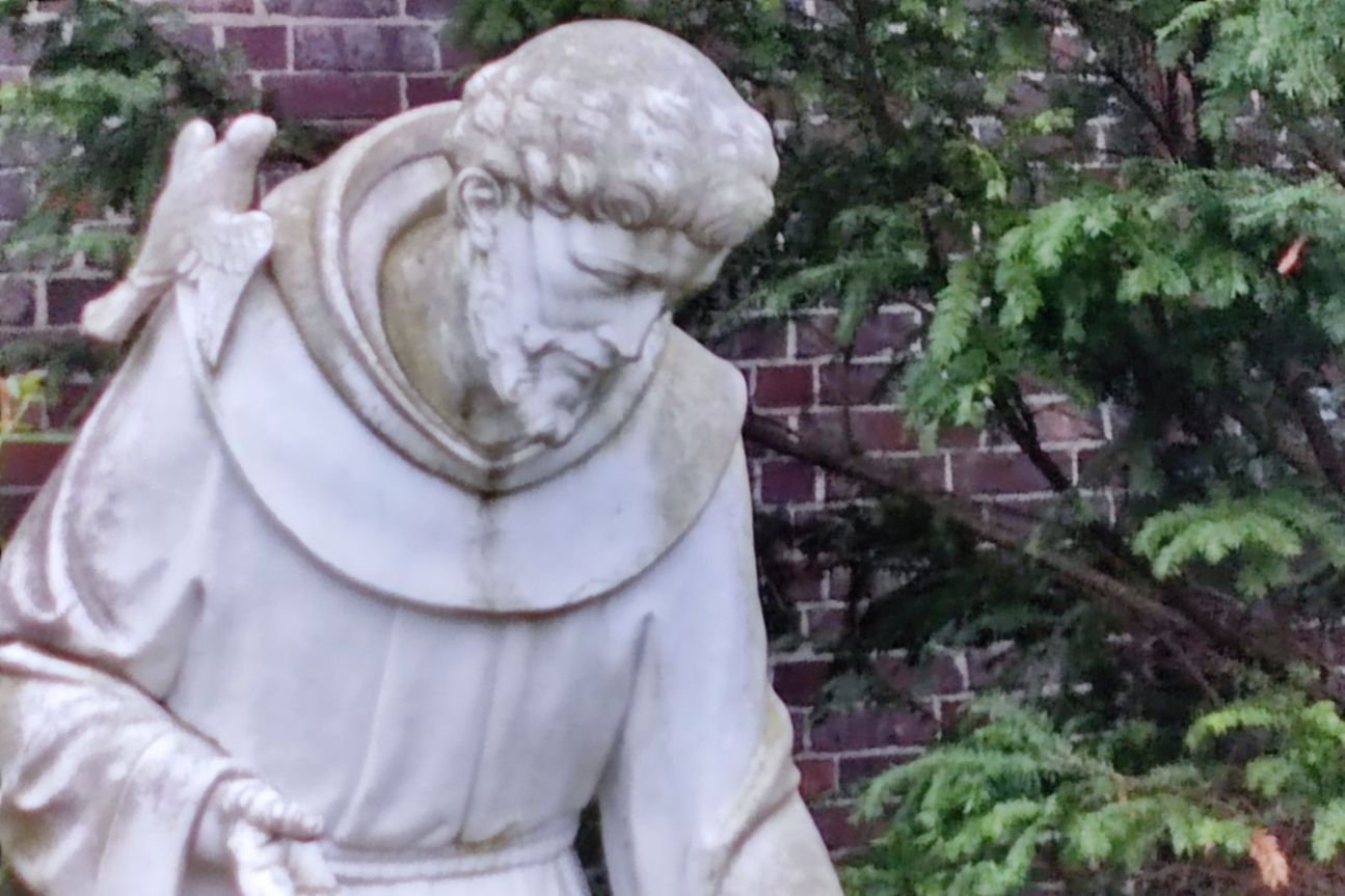 xiaomi-mi-11-statue3 Xiaomi Mi 11