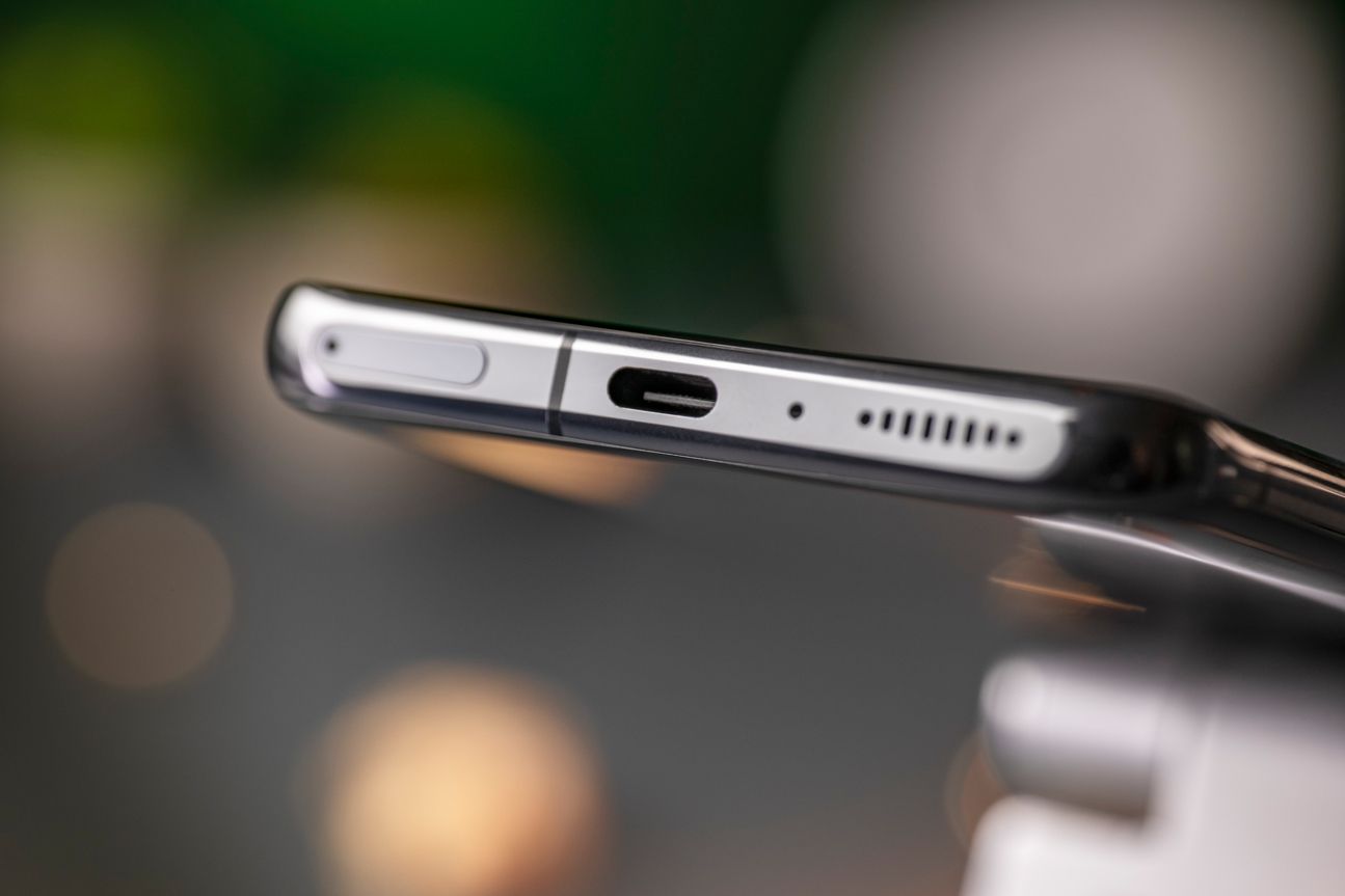 Xiaomi Mi 11 Ultra USB-C Xiaomi Mi 11 Ultra USB-C