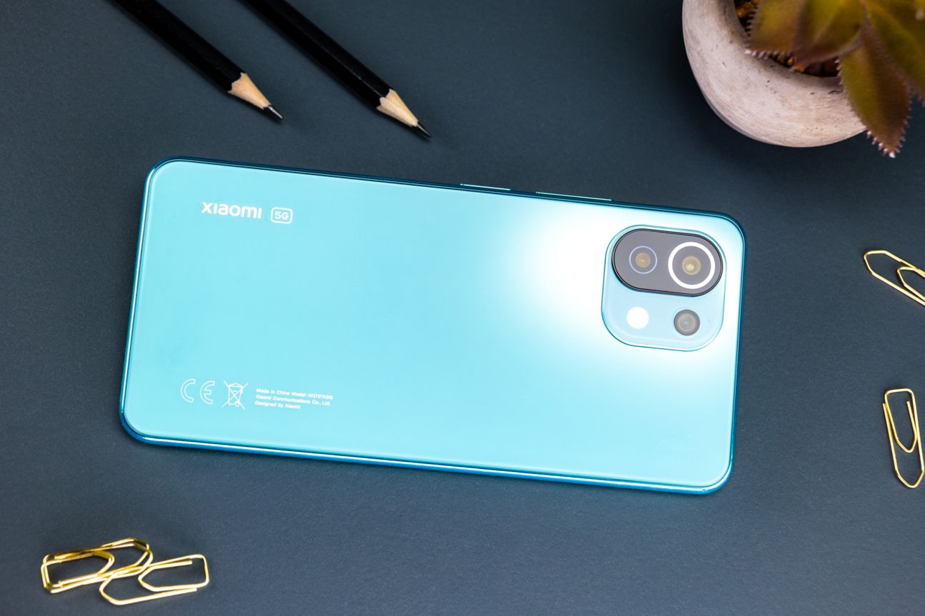 Xiaomi Mi 11 Lite 5G Design Xiaomi Mi 11 Lite 5G Design