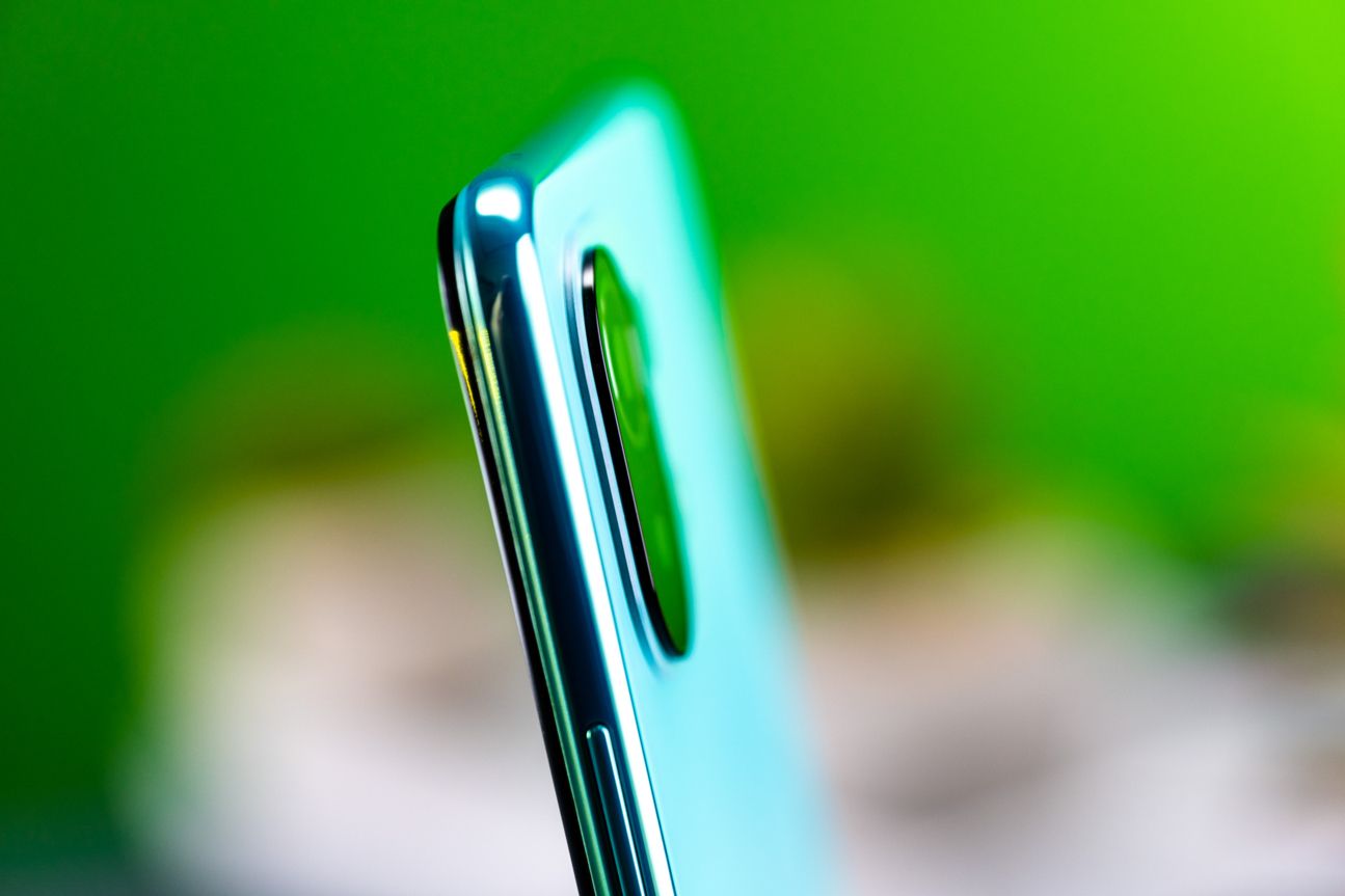 Xiaomi Mi 11 Lite 5G Seitenansicht Xiaomi Mi 11 Lite 5G Seitenansicht