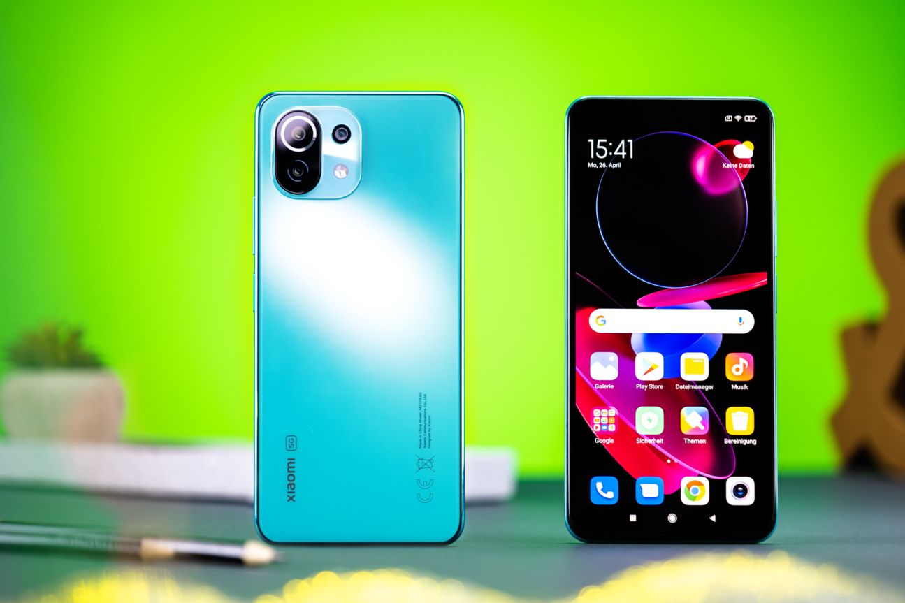 Xiaomi Mi 11 Lite 5G Vorder und Rückseite Xiaomi Mi 11 Lite 5G Vorder und Rückseite