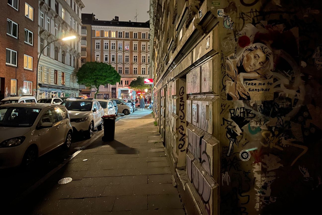 iPhone 12 Pro Max im Nachtmodus iPhone 12 Pro Max im Nachtmodus