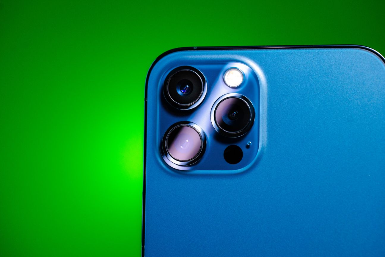 iPhone 12 Pro Max Kamera-Linsen und LiDAR-Sensor iPhone 12 Pro Max Kamera-Linsen und LiDAR-Sensor