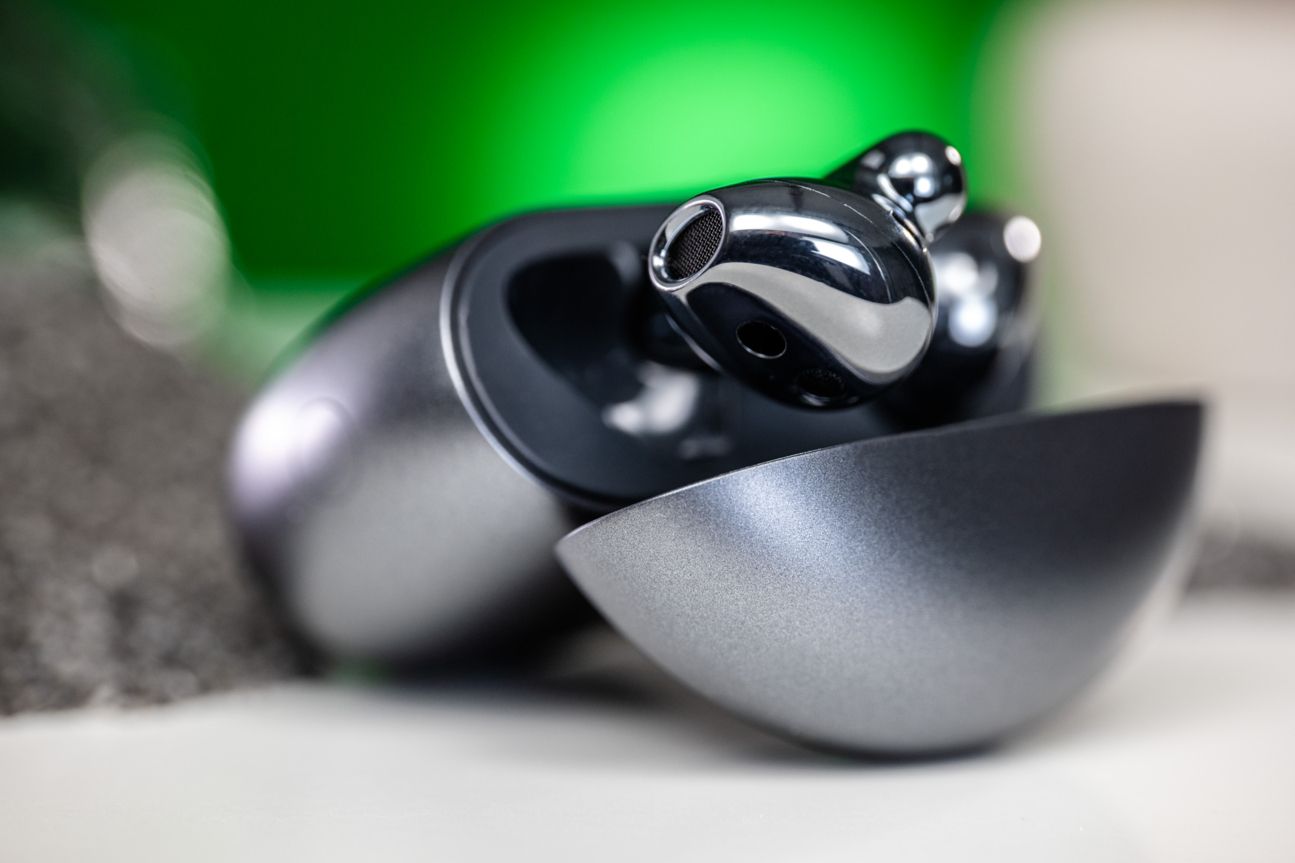 Huawei FreeBuds 4 Test Ladecase offen Huawei FreeBuds 4 Test Ladecase offen