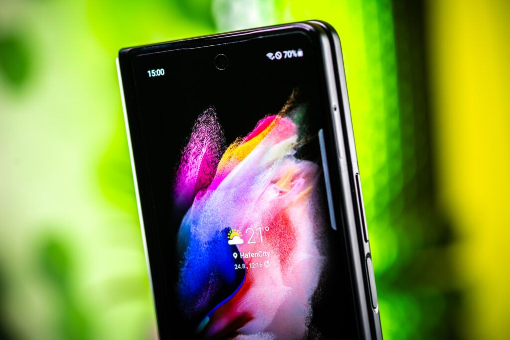 Galaxy Z Fold 3 Galaxy Z Fold 3