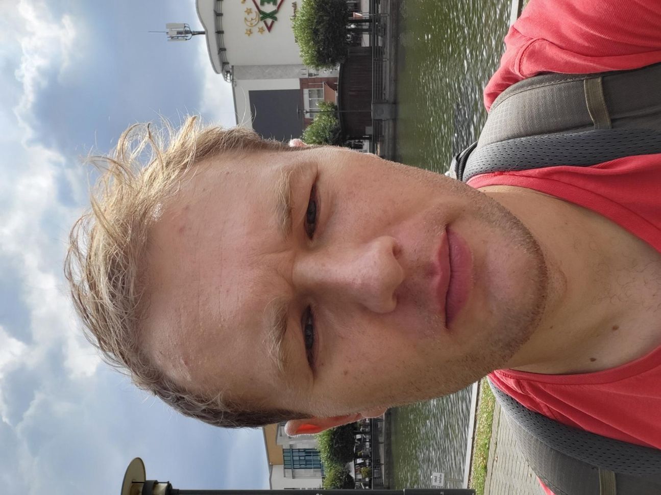 samsung-galaxy-z-fold-3-test-selfie samsung-galaxy-z-fold-3-test-selfie