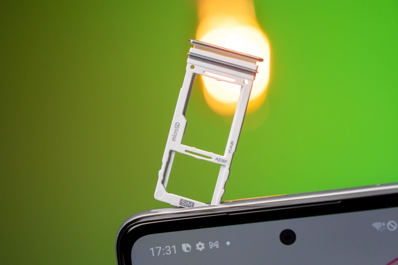 galaxy-a52s-sim-2 Galaxy A52s SIM Slot