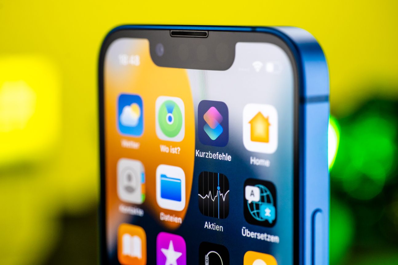 iphone-13-mini-notch iphone 13 mini Notch