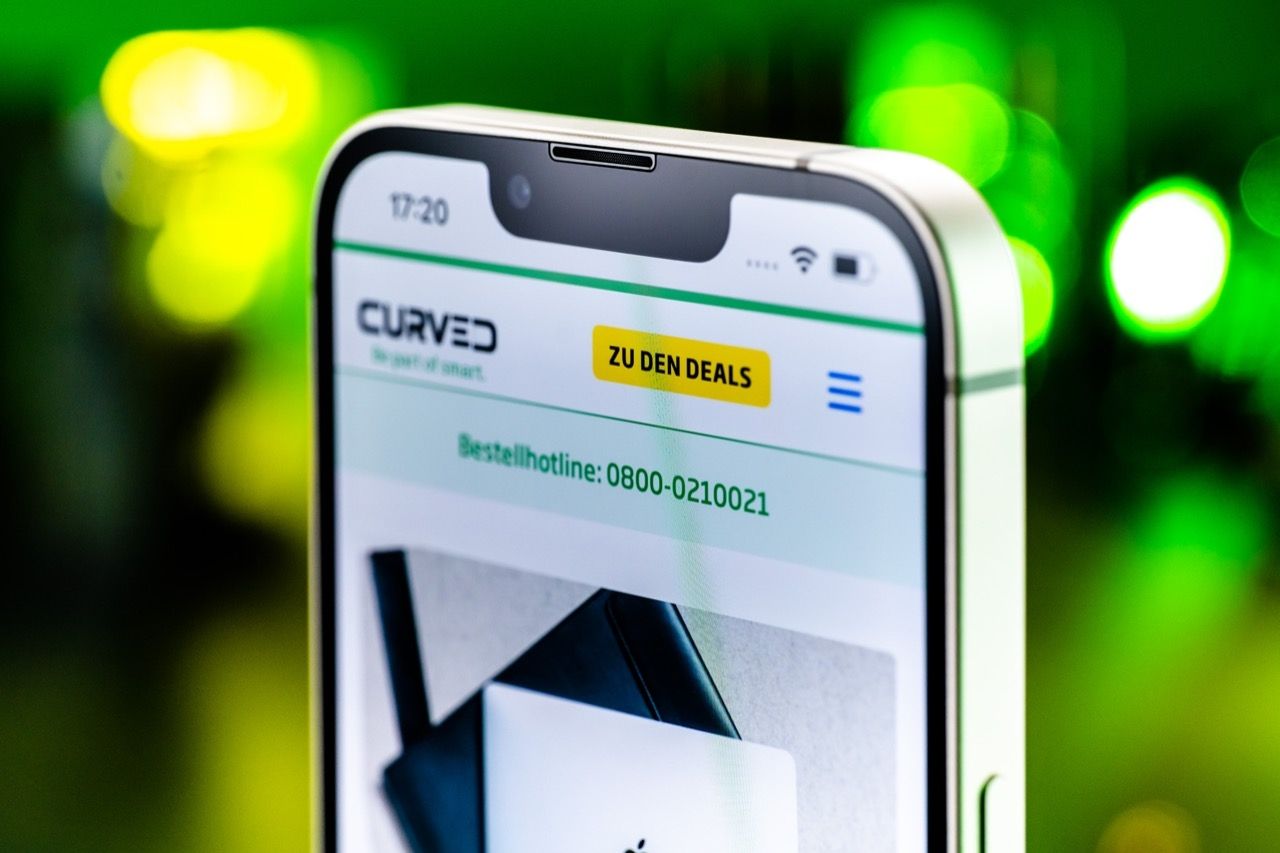 iPhone 13 Test Notch 2 iPhone 13 Test Notch 2