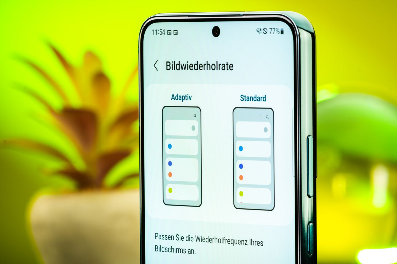 Galaxy S22 120 Hz Display Galaxy S22 120 Hz Display