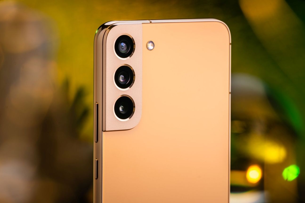 samsung-galaxy-s22-plus-kamera-rueckseite-weit samsung-galaxy-s22-plus-kamera-rueckseite-weit