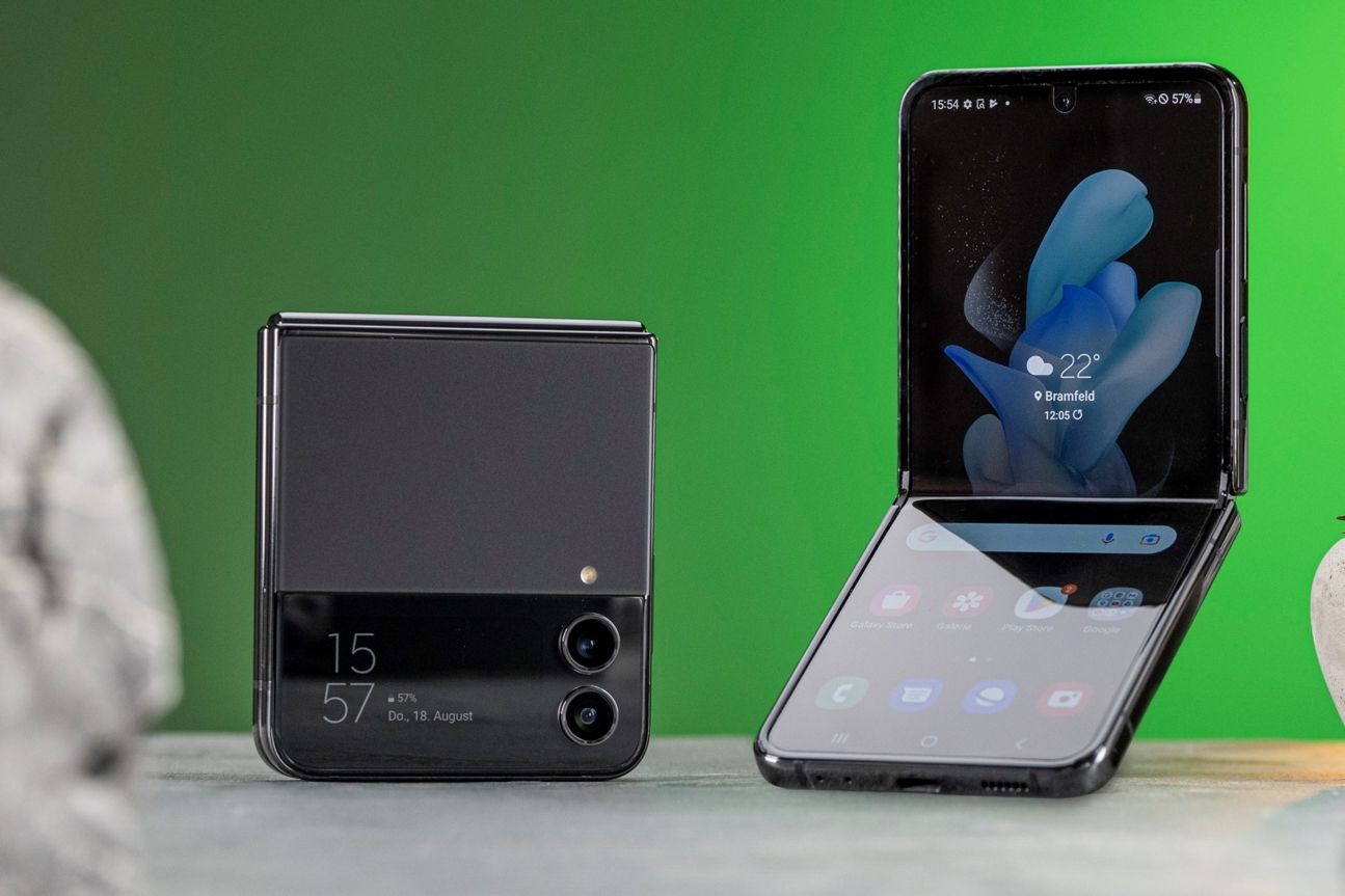 samsung-galaxy-z-flip4-test-außendisplay-display Samsung Galaxy Z Flip 4 äußeres Display und Hauptdisplay