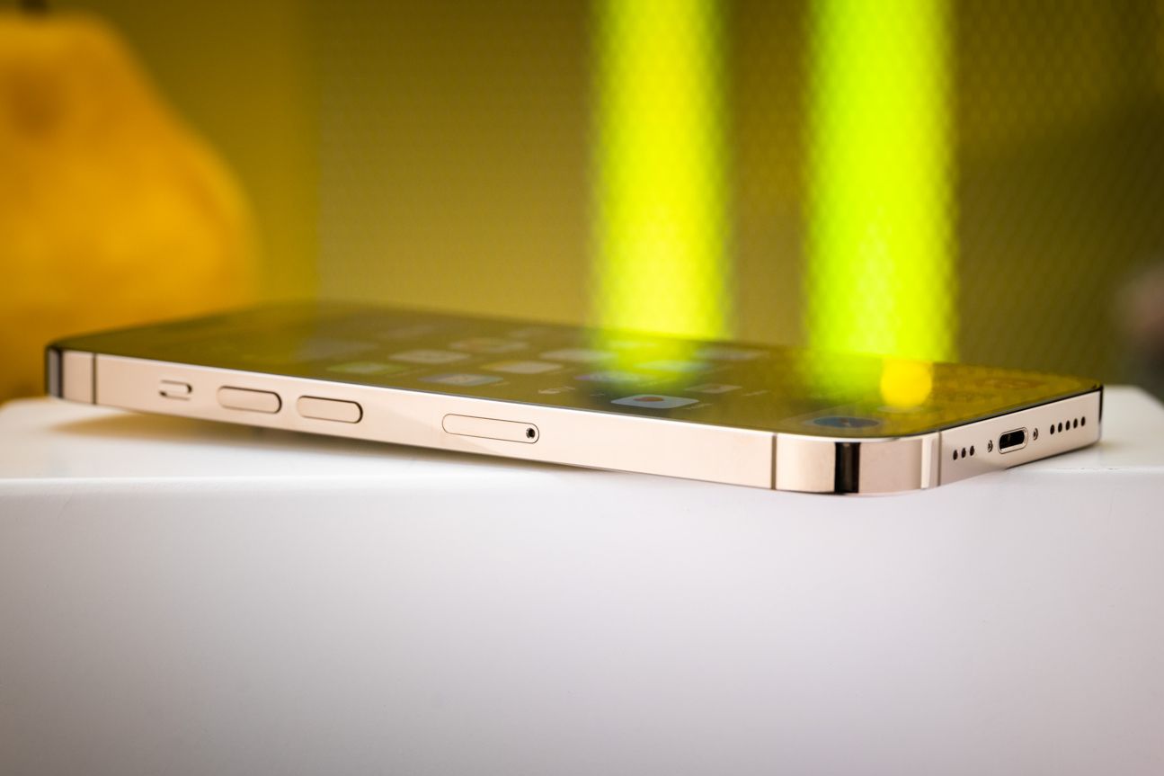 iphone-14-pro-seite iPhone 14 Pro Dicke