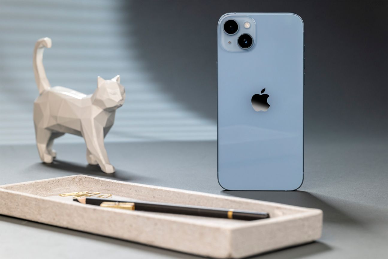 Apple iPhone 14 Plus Stage Apple iPhone 14 Plus Test