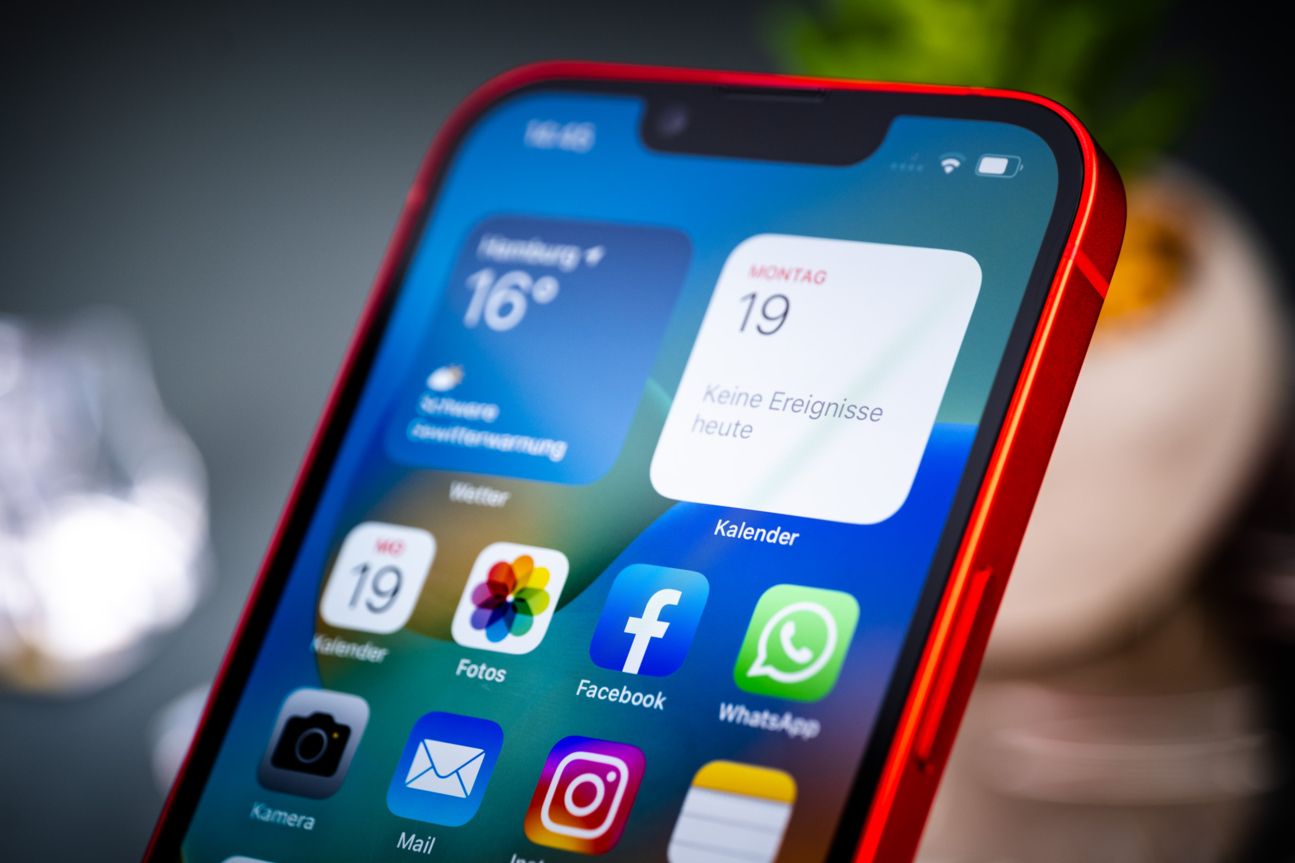 iPhone 14 Notch iPhone 14 Notch