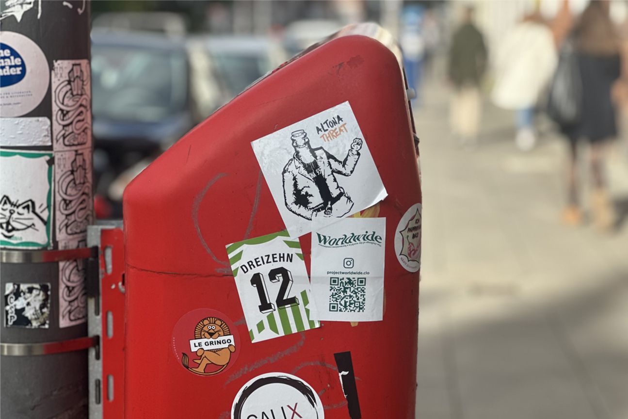 iPhone 14 Pro Max Bokeh (Tele) iPhone 14 Pro Max Bokeh (Tele)