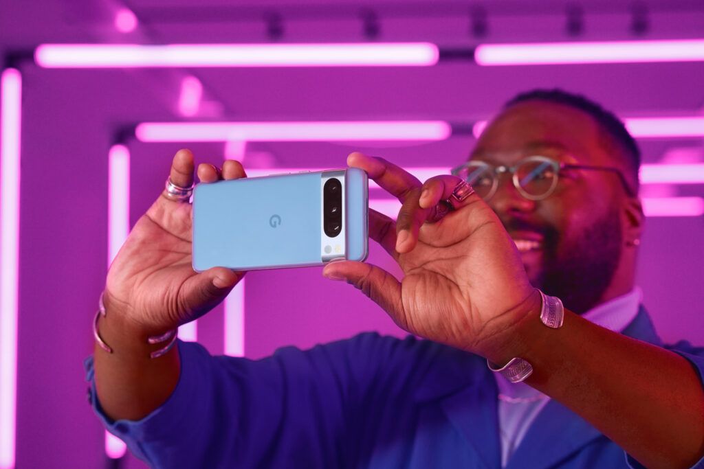 Google Pixel 8 Pro Kamera in Aktion Google Pixel 8 Pro Kamera in Aktion