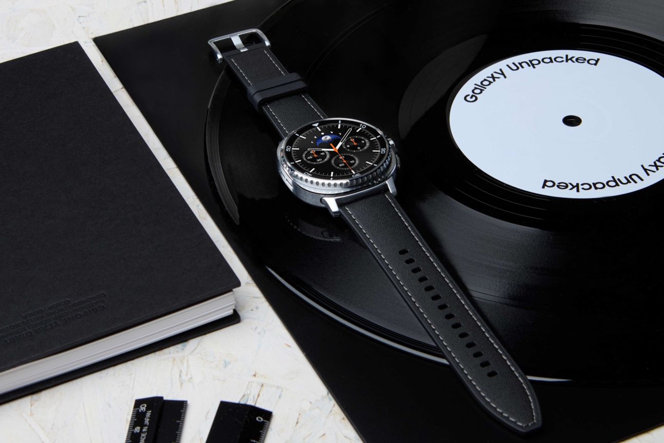 Samsung Galaxy Watch 8 Classic Samsung Galaxy Watch 8 Classic