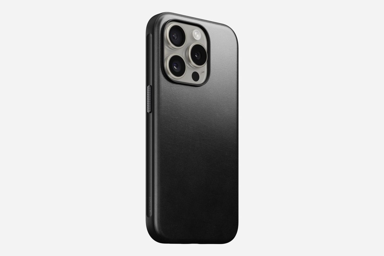 Nomad Mother Leather Case für iPhone 15 Pro Nomad Mother Leather Case für iPhone 15 Pro