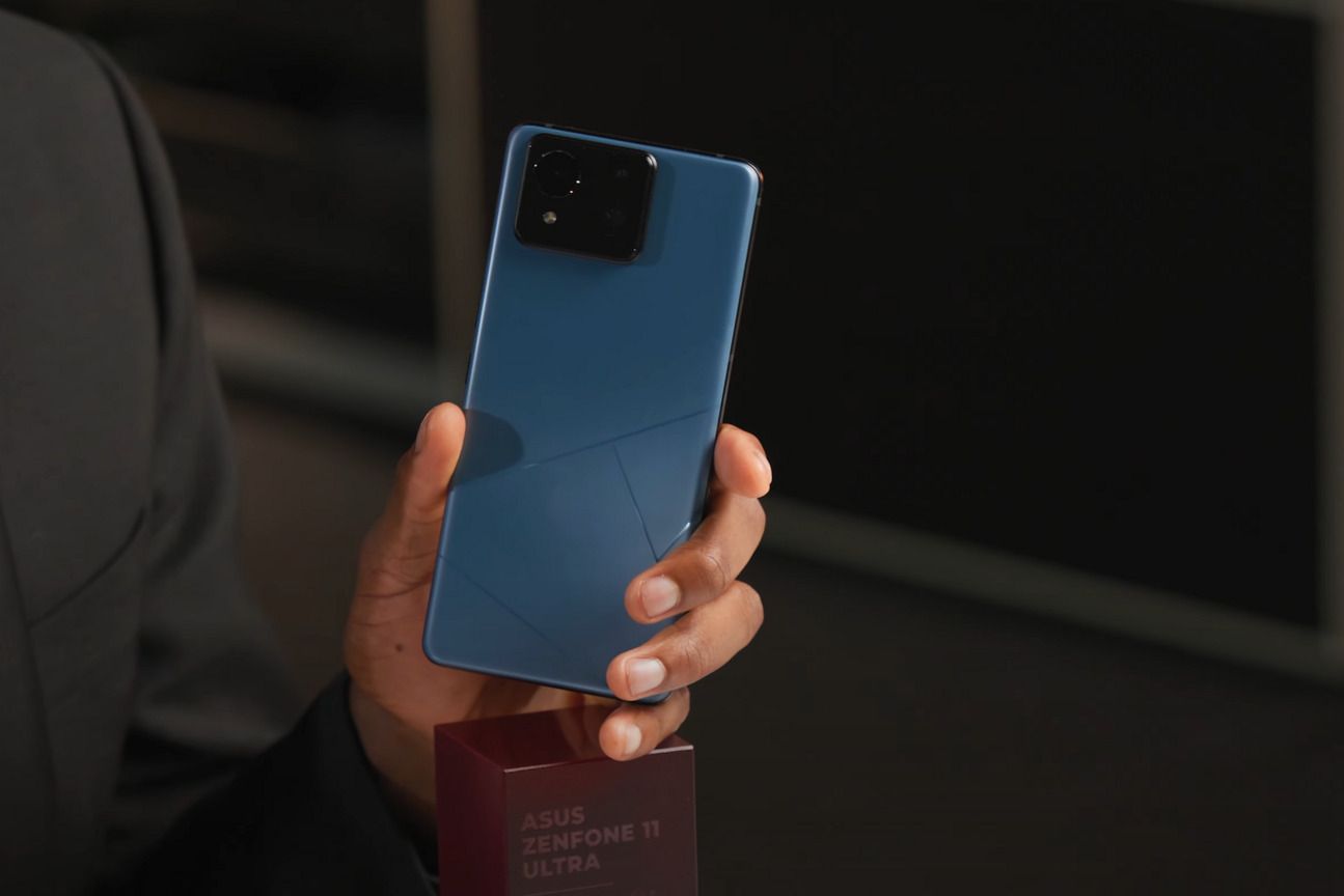 asus-zenfone-11-ultra Asus Zenfone 11 Ultra