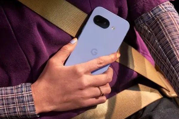 pixel-9a-leak-bild-2 Pixel 9a Leak Bild 2