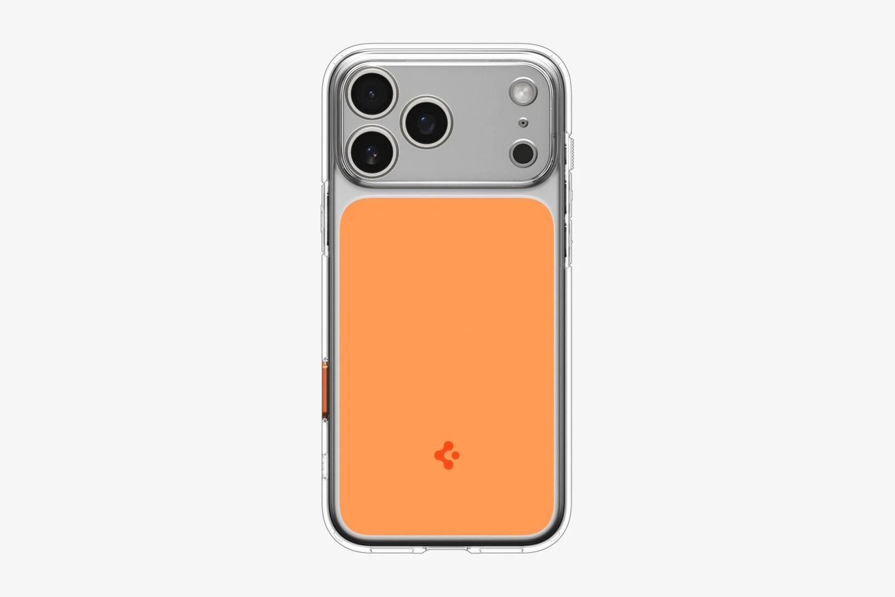 iPhone 17 Pro Max im Spigen Ultra Hybrid T (MagFit) iPhone 17 Pro Max im Spigen Ultra Hybrid T (MagFit)