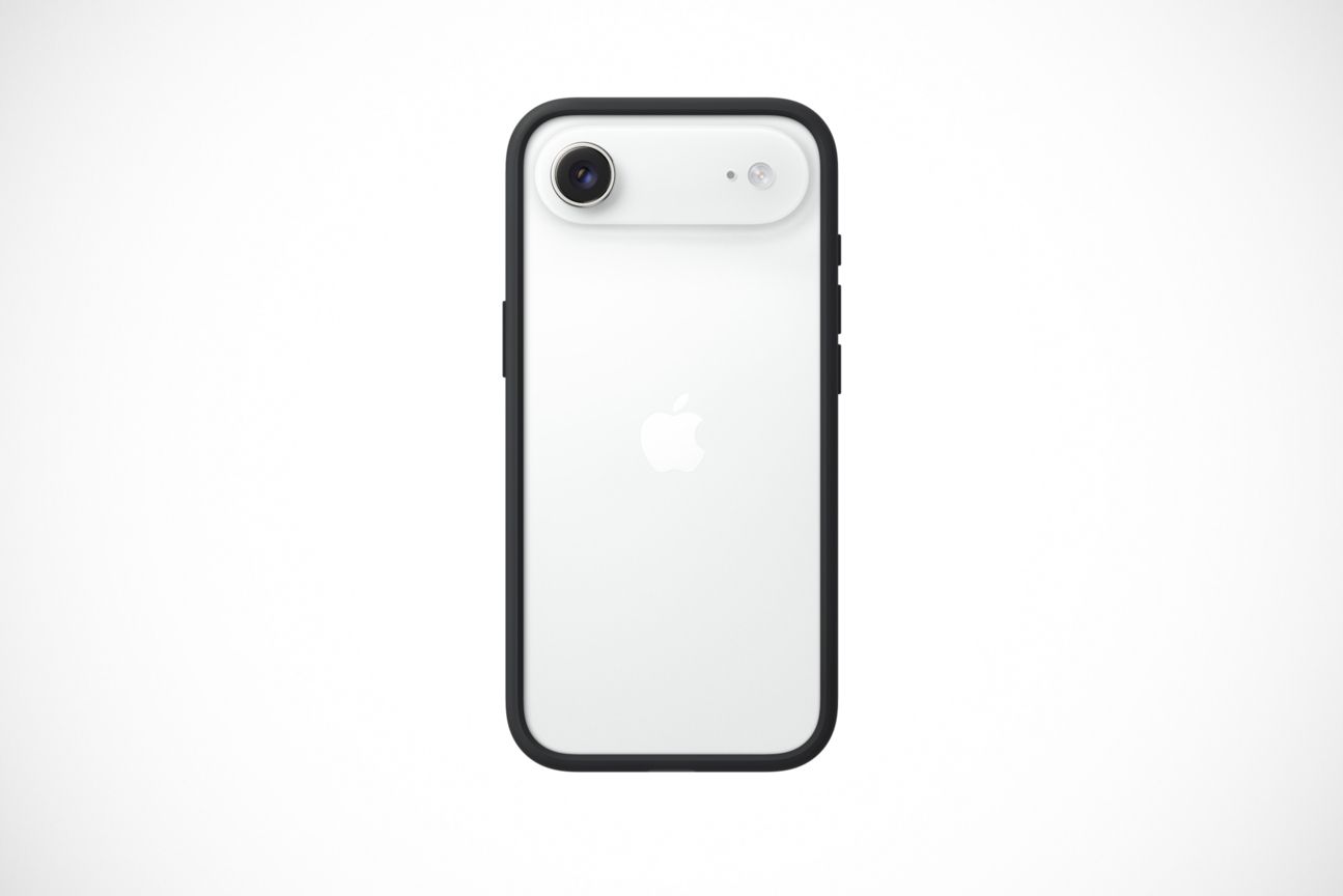 iPhone Air Wolkenweiß mit schwarzem Bumper