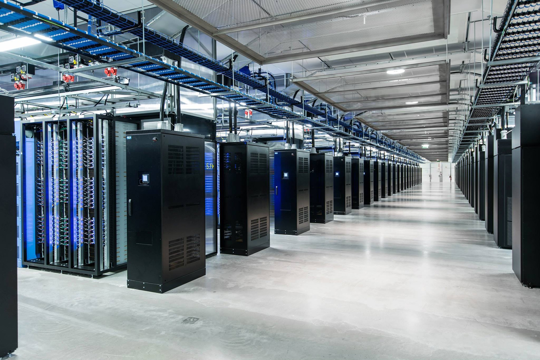 Facebook Data Center