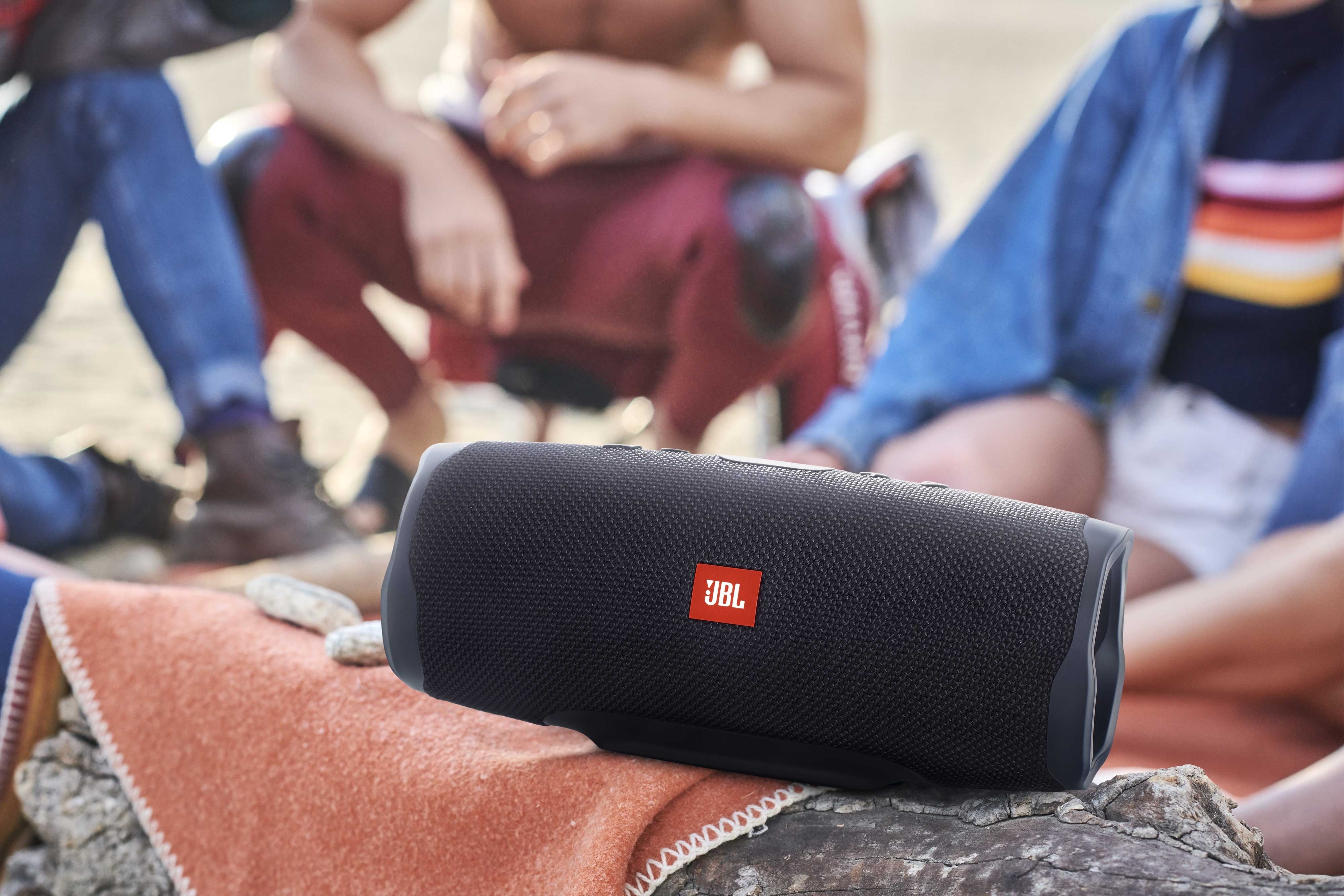 Der JBL Charge 4