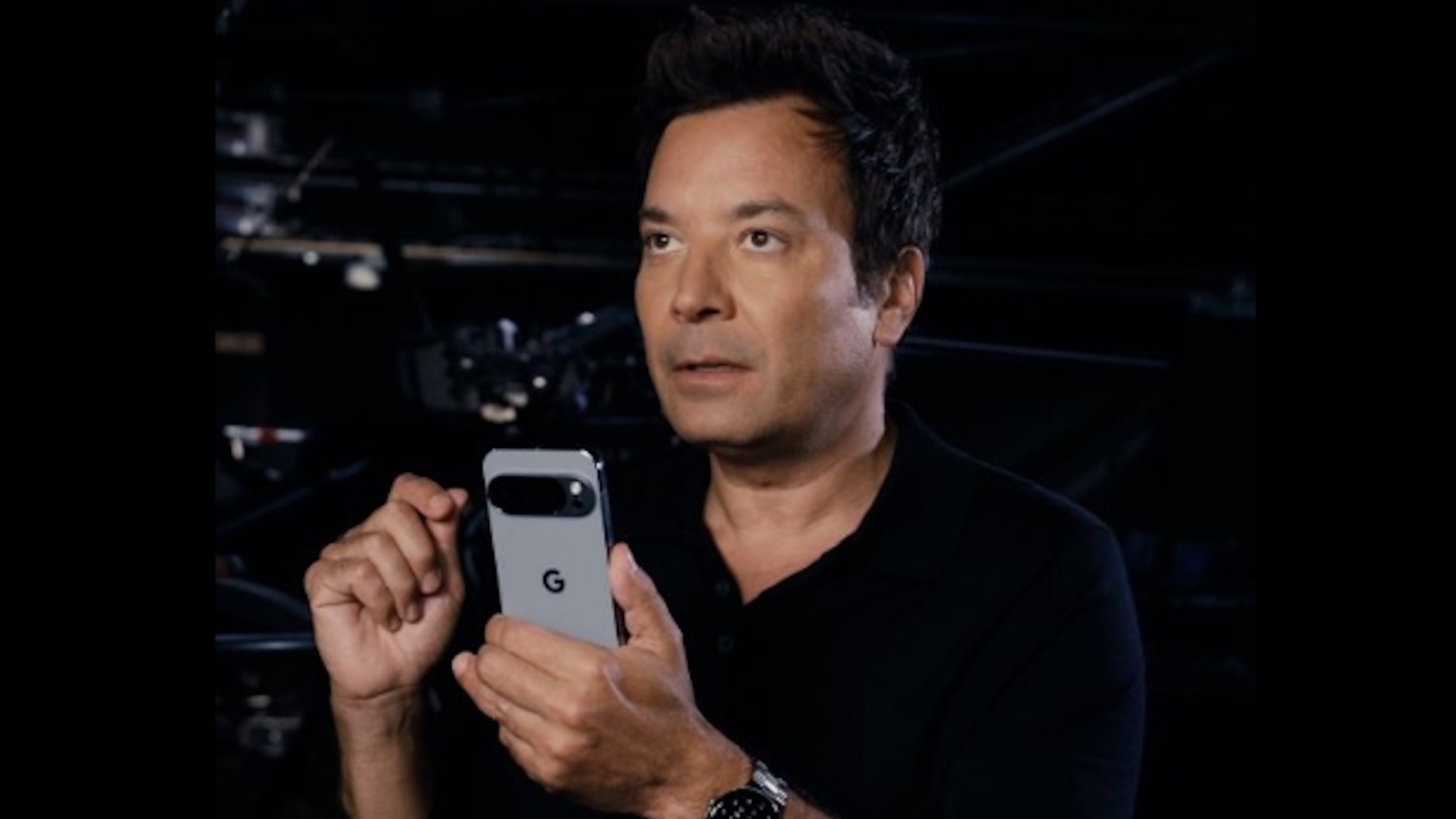 Jimmy Fallon stellt das Google Pixel 10 vor