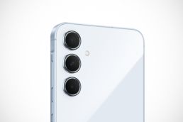 Das Galaxy A55 besitzt eine Dreifachkamera: Haupt-, Ultraweitwinkel- und Makro-Objektiv Samsung Galaxy A55: Der Alu-Rahmen