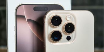 Erste Black-Week-Angebote zum iPhone 16 Pro (Bild) starten bei Mobilfunkanbietern